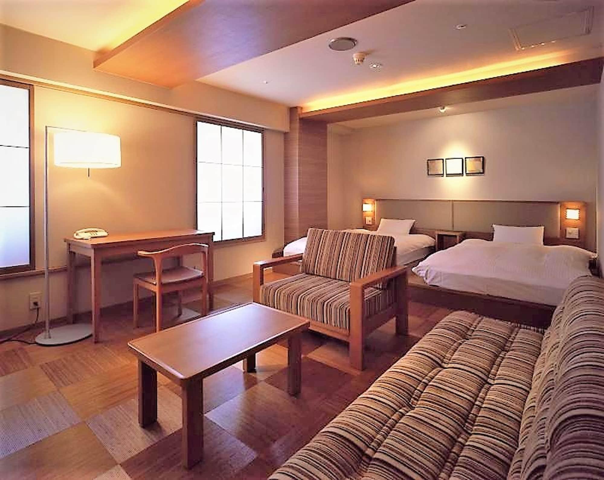 Pearl Ryogoku Tokio